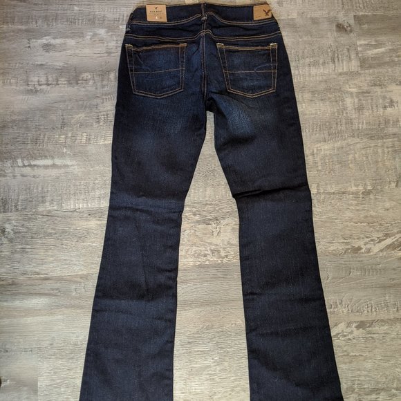 Brand new American Eagle Size 4 Jeans - Picture 1 of 2